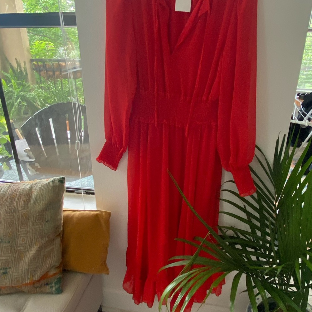 H&M reds sassy dress